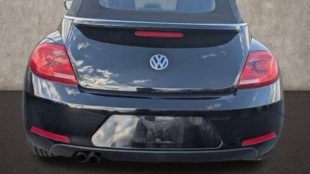 2014 Volkswagen Beetle Convertible 2.5L PZEV