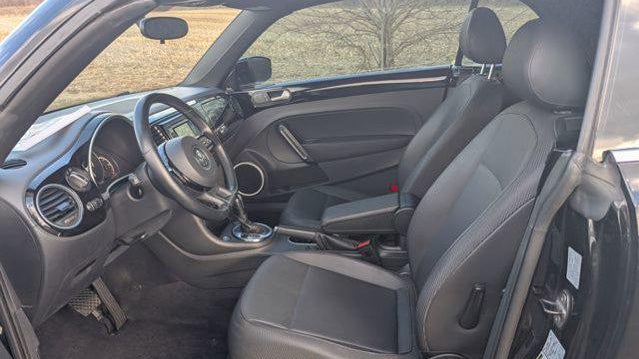 2014 Volkswagen Beetle Convertible 2.5L PZEV