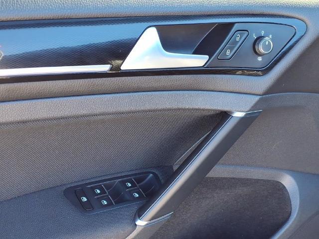2016 Volkswagen Golf - $14,449