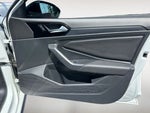2019 Jetta Thumbnail 23