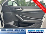 2025 Jetta Thumbnail 15