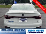2025 Jetta Thumbnail 25