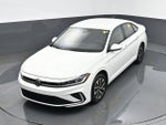 2025 Jetta Thumbnail 18
