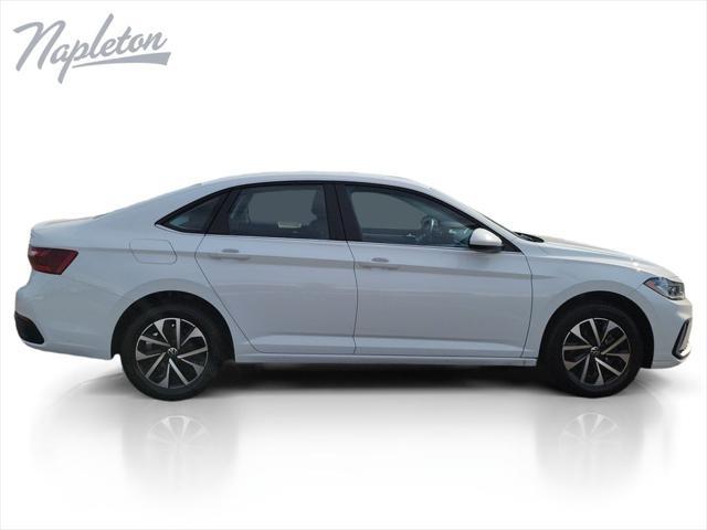 2025 Volkswagen Jetta - $17,900