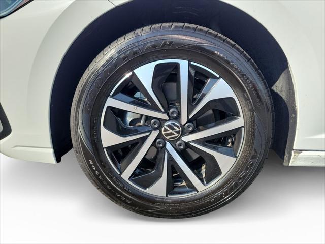 2025 Volkswagen Jetta - $17,900