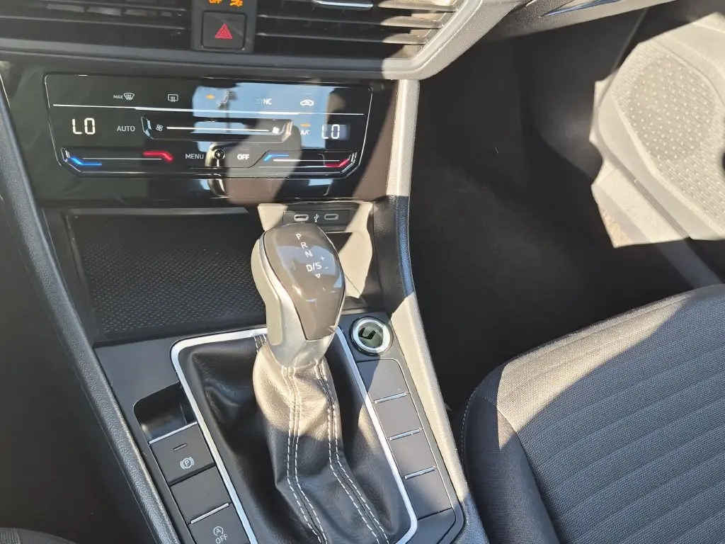 2025 Volkswagen Jetta - $18,570