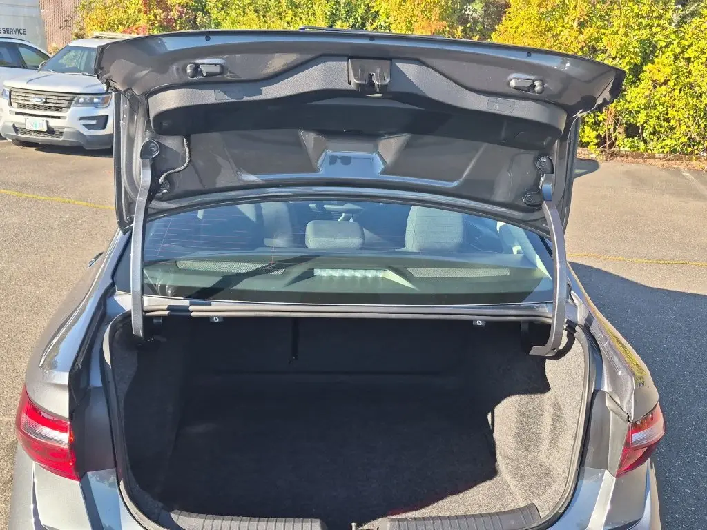 2025 Volkswagen Jetta - $18,570