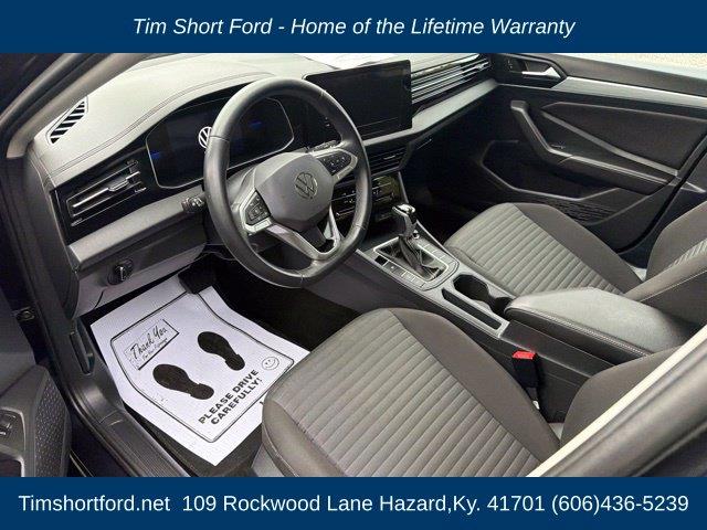 2025 Volkswagen Jetta - $18,857
