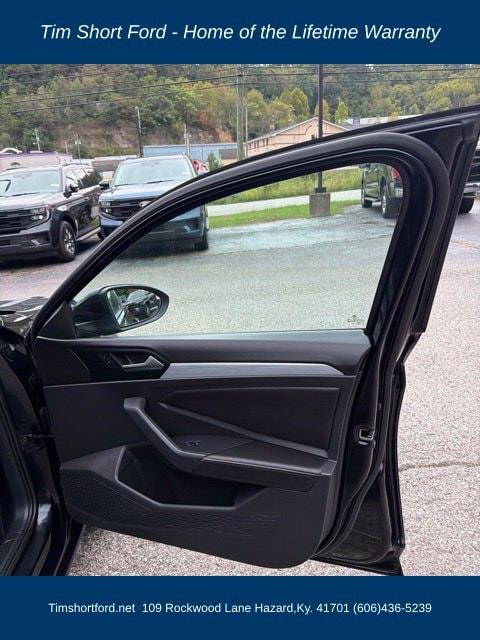 2025 Volkswagen Jetta - $18,857