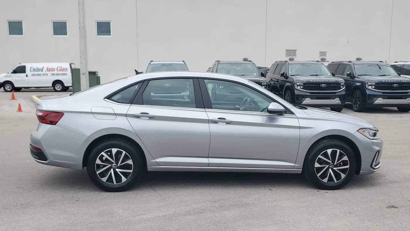 2025 Volkswagen Jetta S