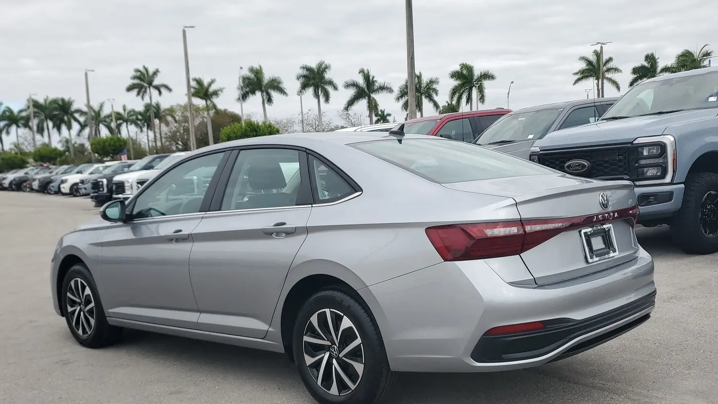 2025 Volkswagen Jetta S