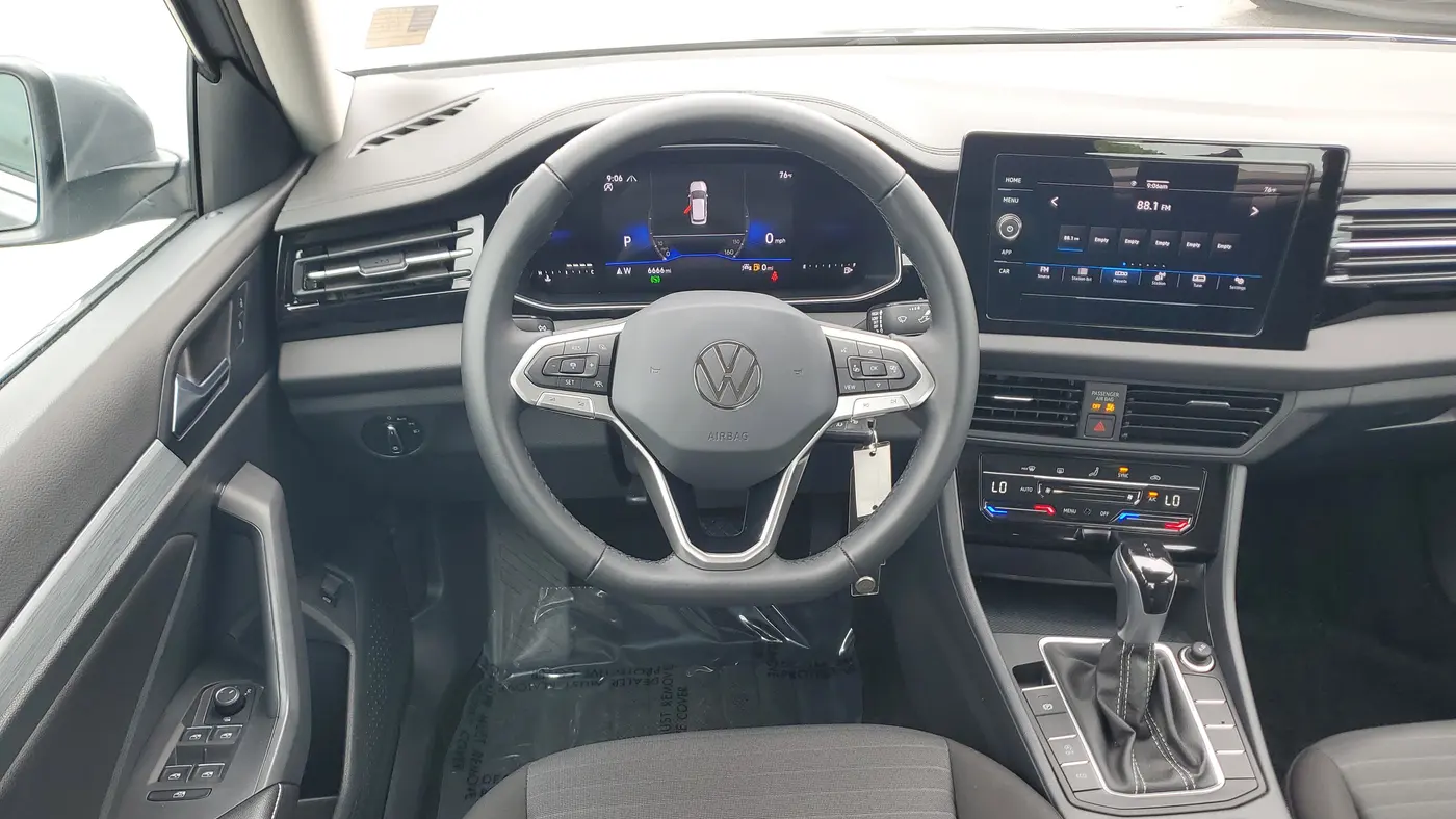 2025 Volkswagen Jetta S