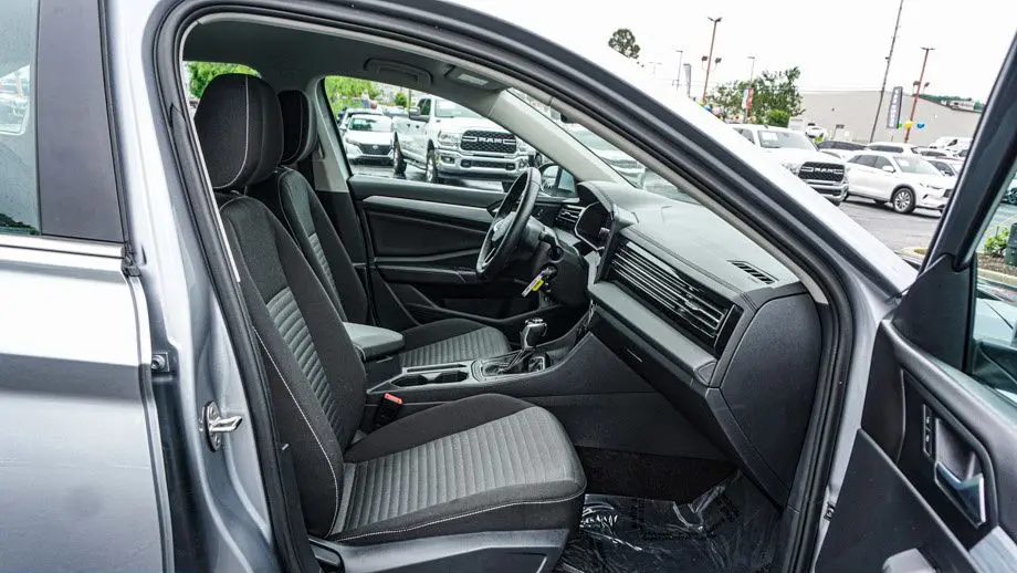 2025 Volkswagen Jetta S