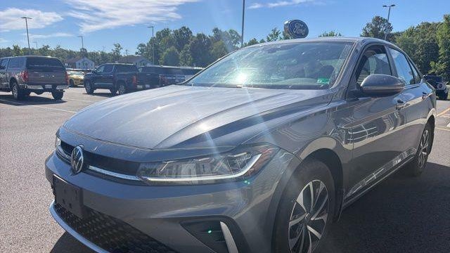 2025 Volkswagen Jetta S