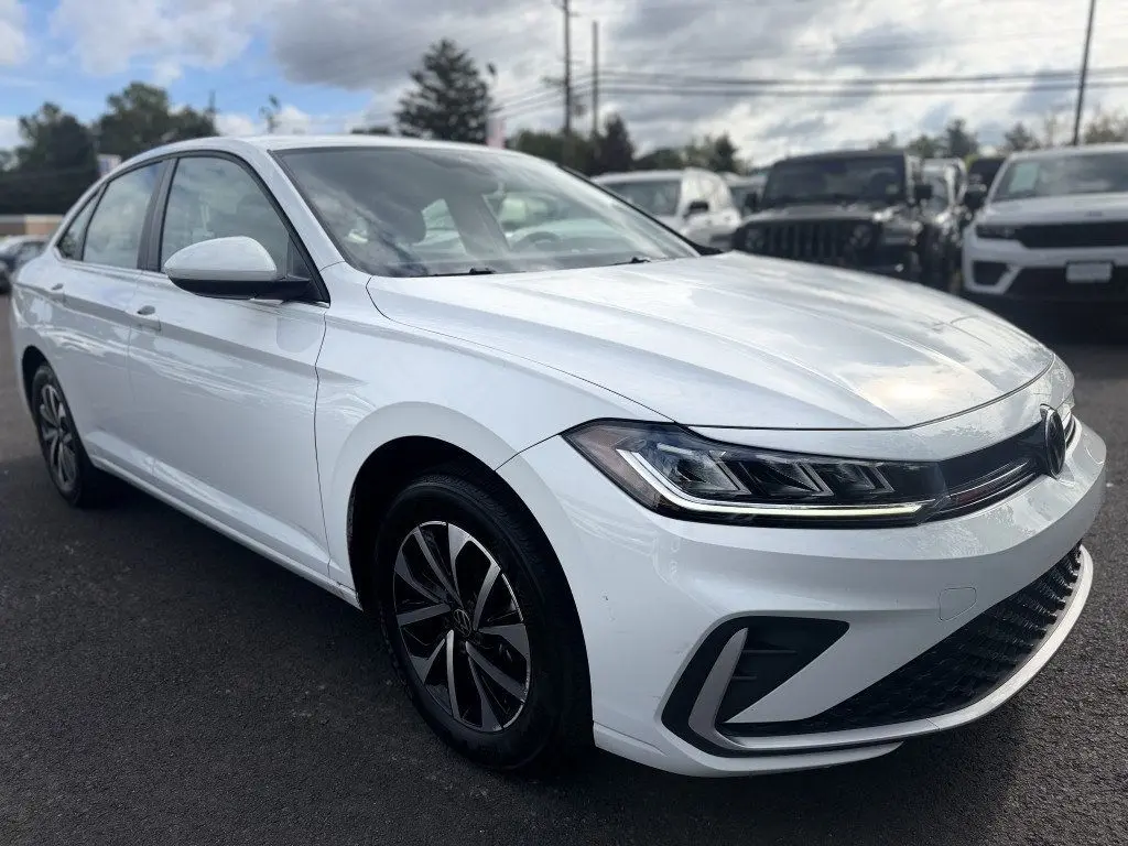 2025 Volkswagen Jetta - $19,995