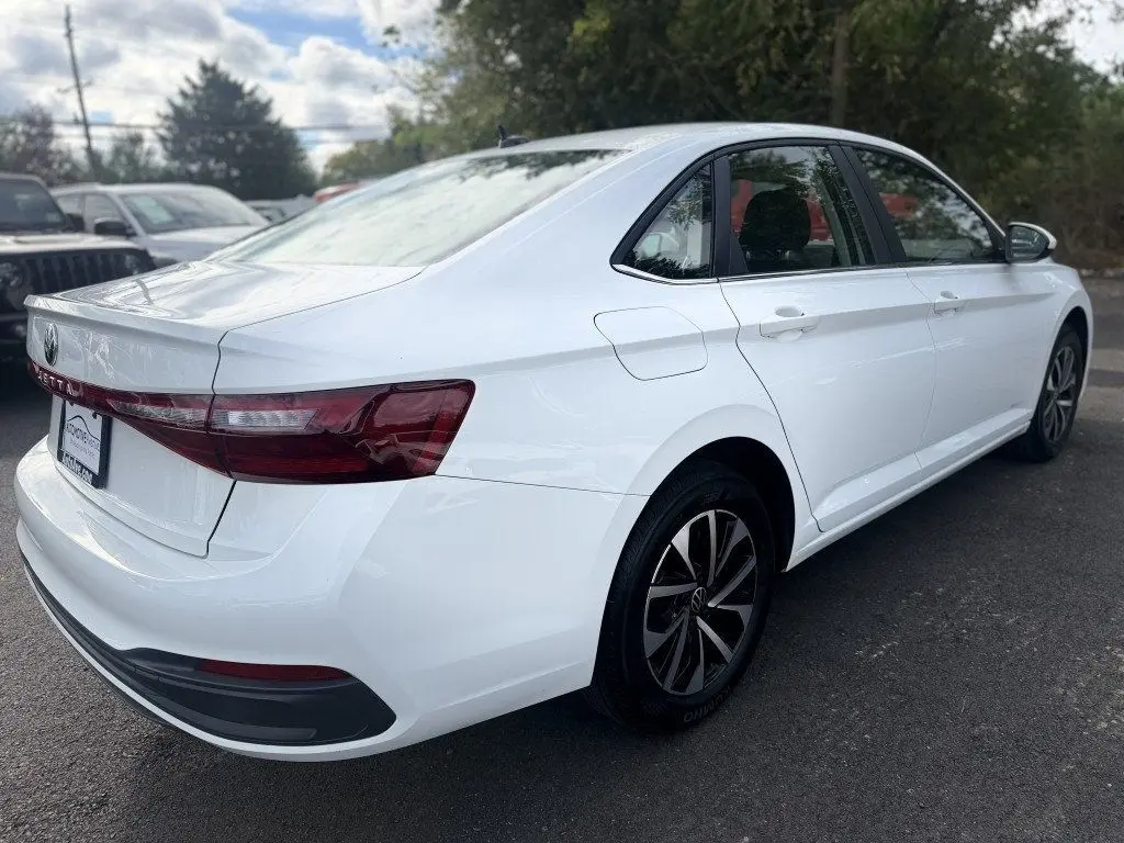 2025 Volkswagen Jetta - $19,995