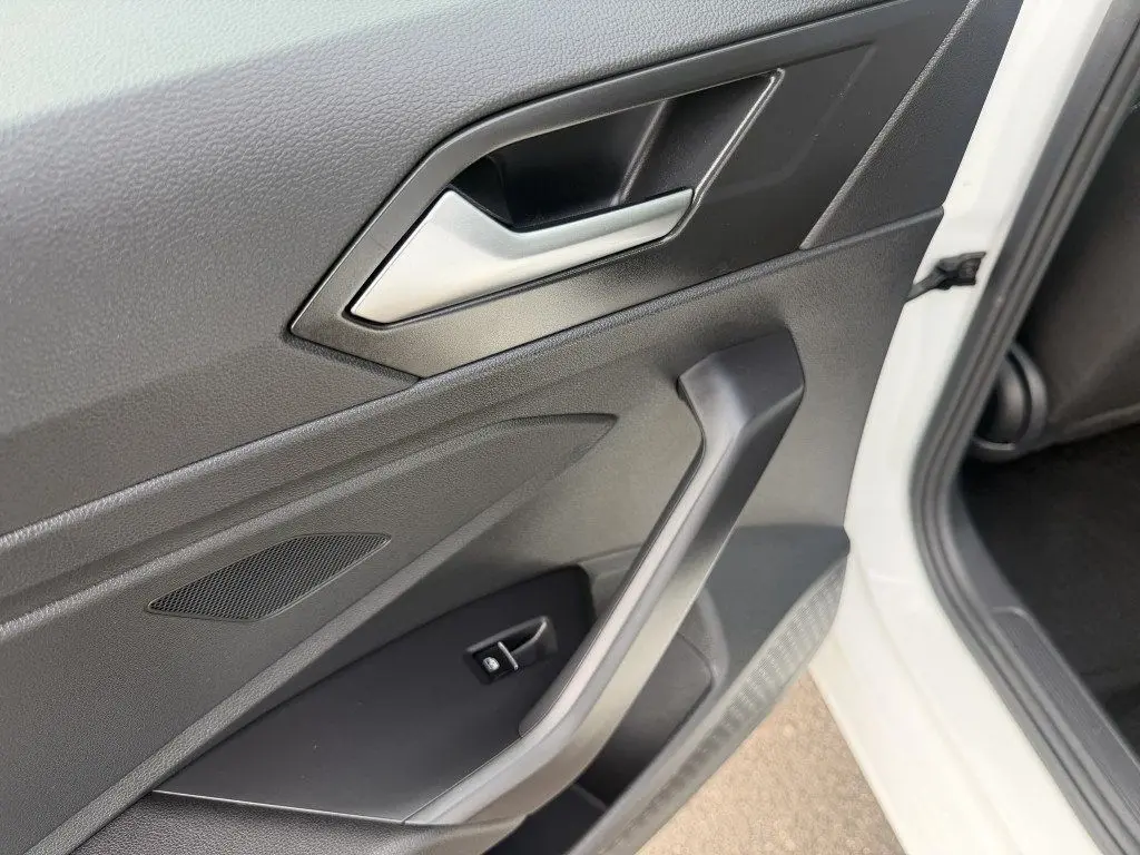2025 Volkswagen Jetta - $19,995