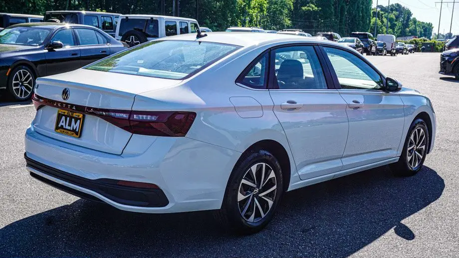2025 Volkswagen Jetta S
