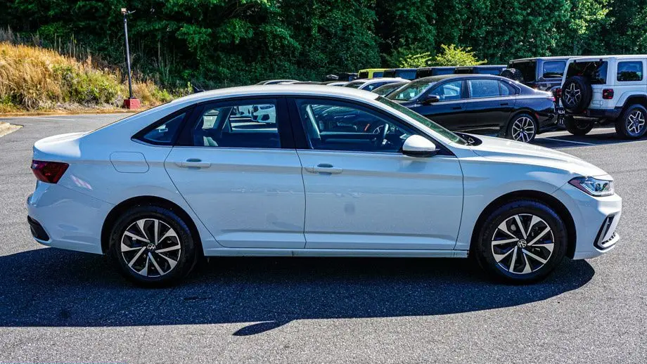 2025 Volkswagen Jetta S