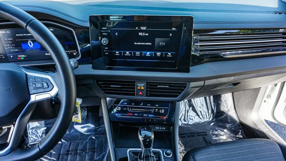 2025 Volkswagen Jetta S