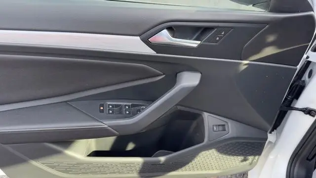 2025 Volkswagen Jetta S