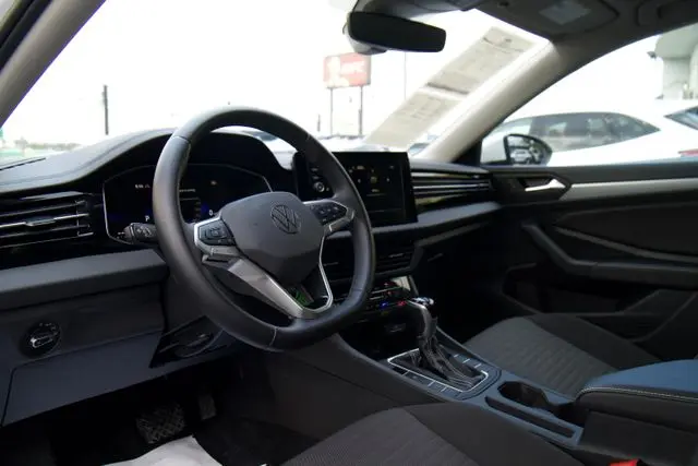 2025 Volkswagen Jetta - $18,998