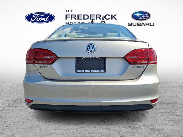 2013 Volkswagen Jetta - $6,457