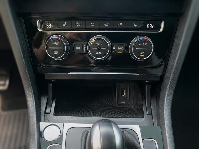 2019 Volkswagen Golf - $17,990