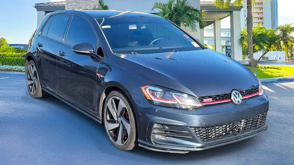 2020 Volkswagen Golf GTI S