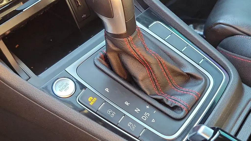 2020 Volkswagen Golf GTI S