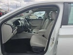 2023 Jetta Thumbnail 9