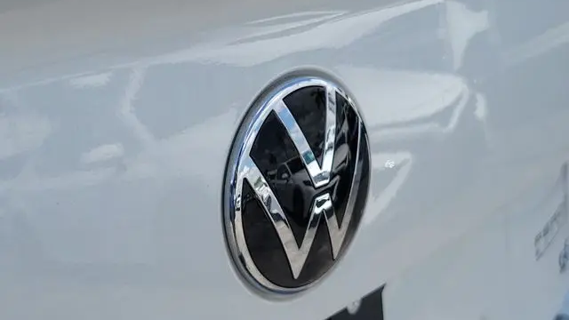 2023 Volkswagen Jetta SE
