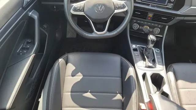 2023 Volkswagen Jetta SE