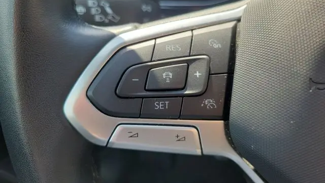 2023 Volkswagen Jetta SE