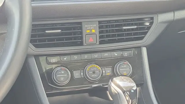 2023 Volkswagen Jetta SE