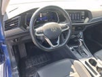 2024 Jetta Thumbnail 4