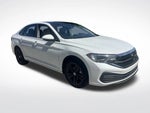 2024 Jetta Thumbnail 3
