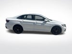 2024 Jetta Thumbnail 4