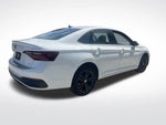 2024 Jetta Thumbnail 5