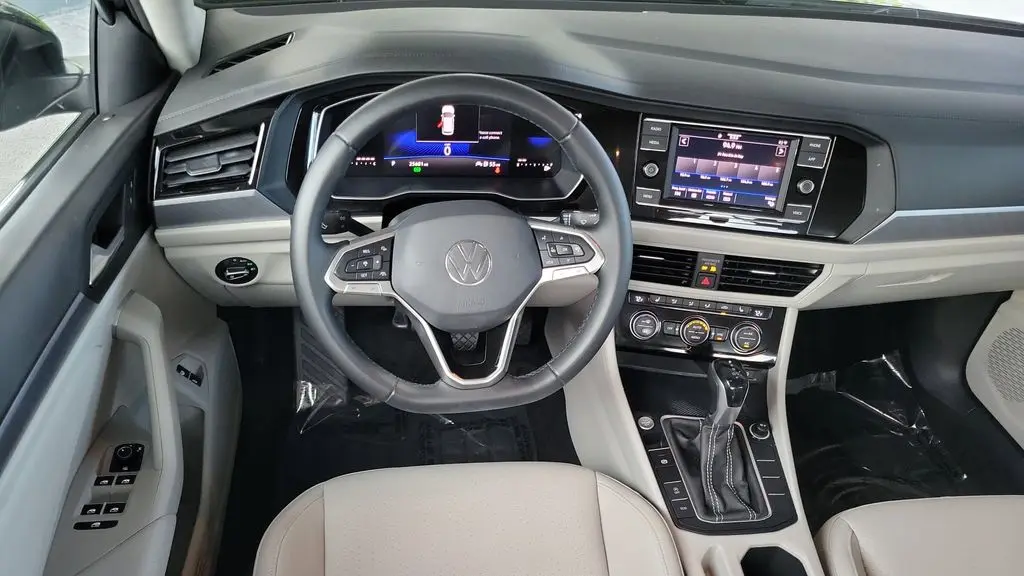 2024 Volkswagen Jetta SE