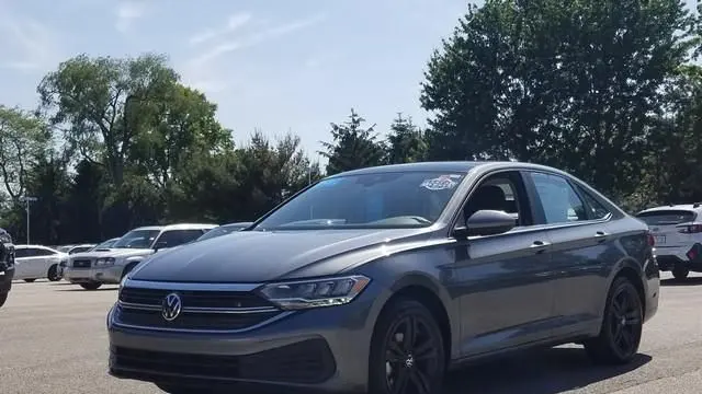 2023 Volkswagen Jetta SE