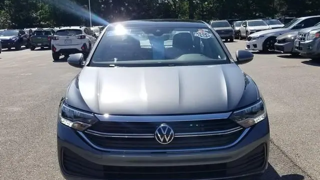 2023 Volkswagen Jetta SE