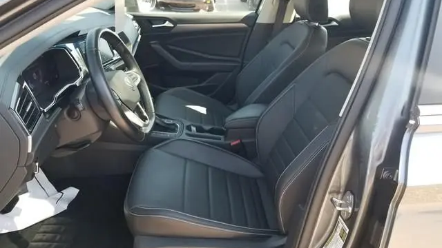 2023 Volkswagen Jetta SE