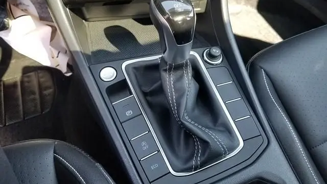 2023 Volkswagen Jetta SE