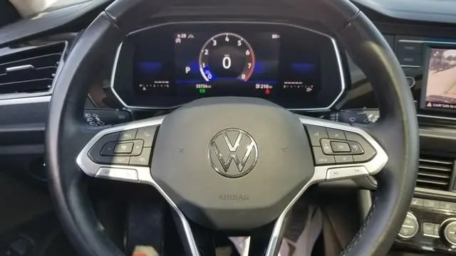2023 Volkswagen Jetta SE