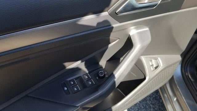 2023 Volkswagen Jetta SE