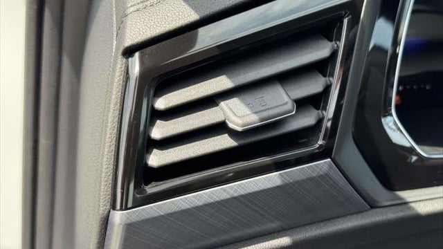 2023 Volkswagen Jetta SE