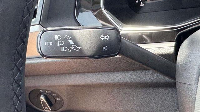 2023 Volkswagen Jetta SE