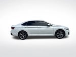 2024 Jetta Thumbnail 4