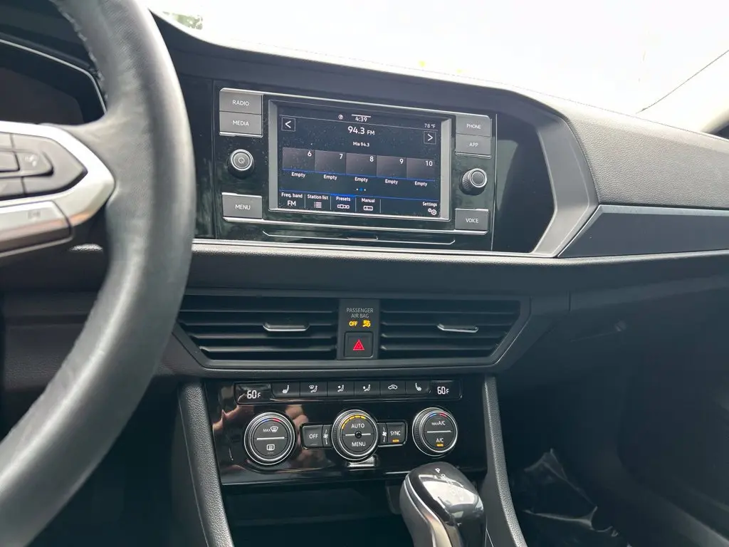 2024 Volkswagen Jetta - $19,945